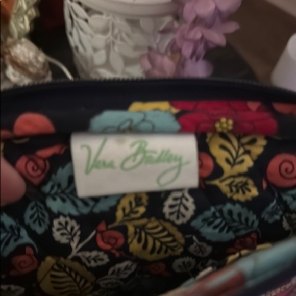 Floral Crossbody Bag - Picture 6 of 8